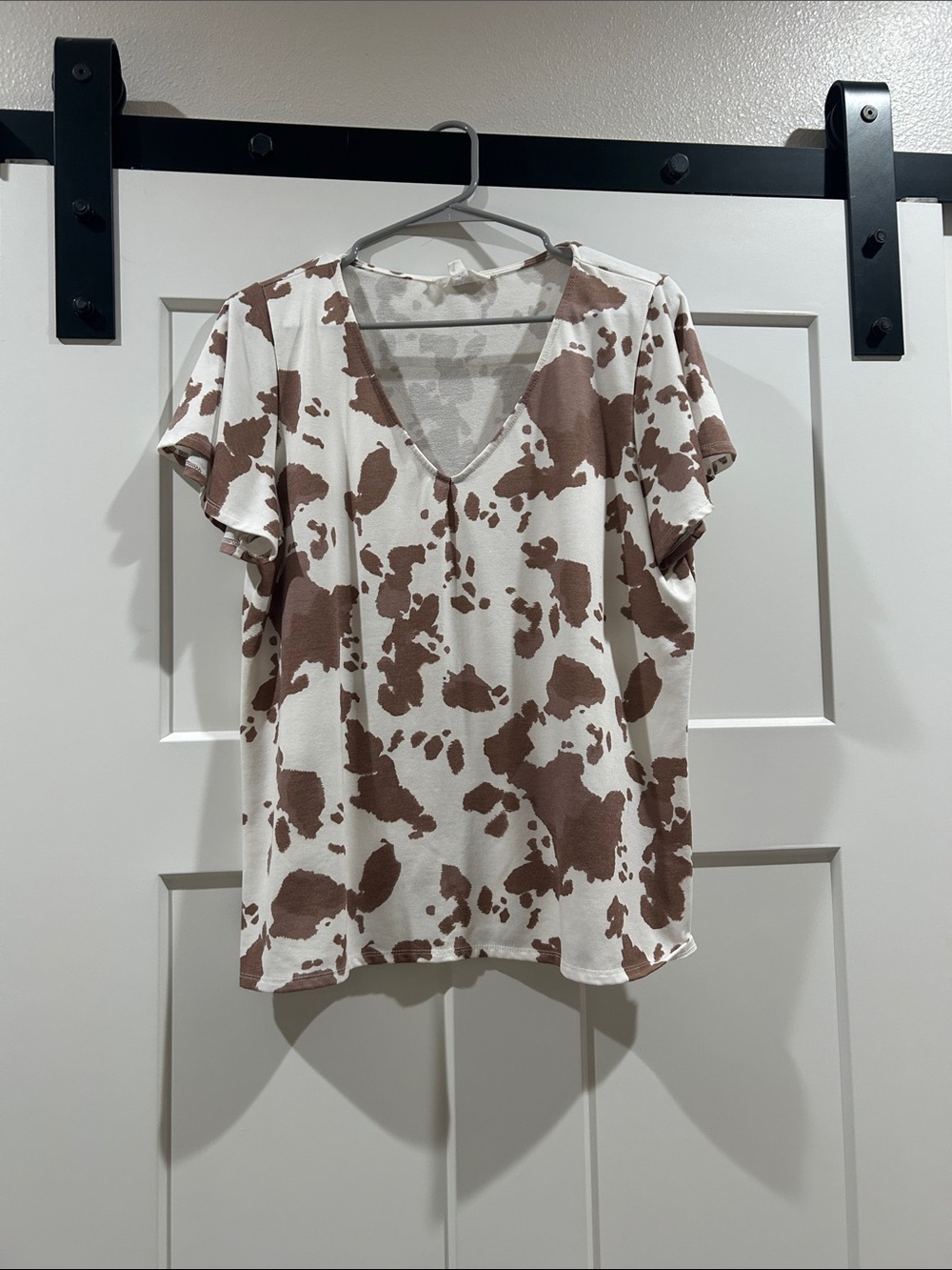 Peach Love California Cream & Brown Cowprint V-Neck Tee